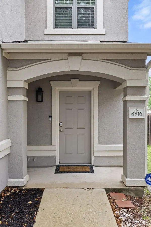 8816 Milton Lease DR, Austin, TX 78747