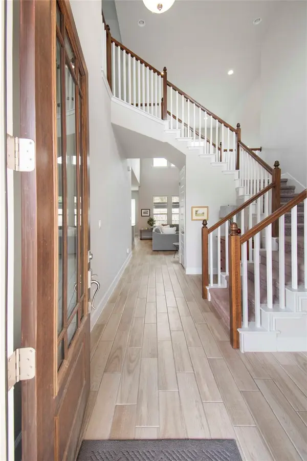 231 Village Oaks DR, Austin, TX 78737