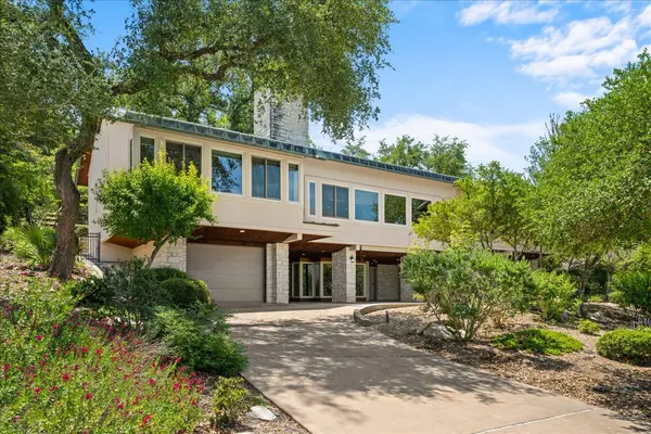 405 Valley View DR, La Grange, TX 78945