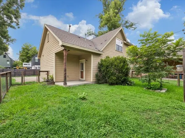 3211 Holton ST #3211B, Austin, TX 78702