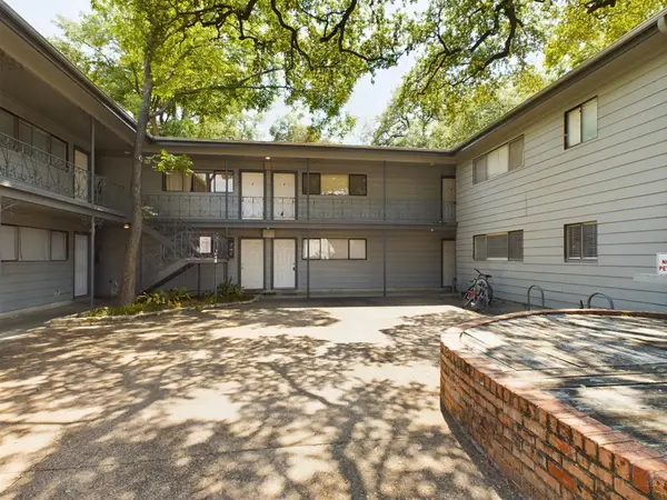 803 W 28th ST #202, Austin, TX 78705