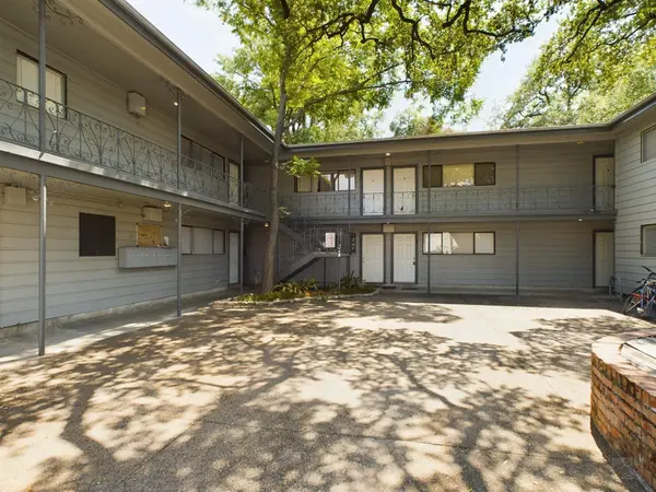 803 W 28th ST #202, Austin, TX 78705