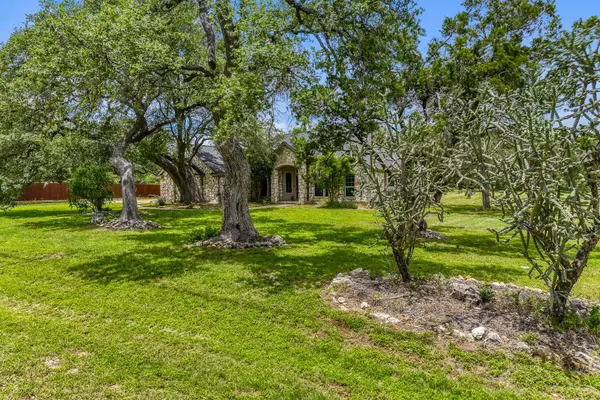 330 Humphrey DR, Buda, TX 78610