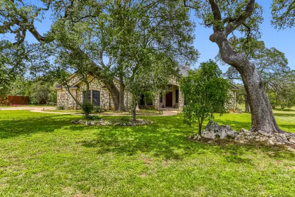 330 Humphrey DR, Buda, TX 78610