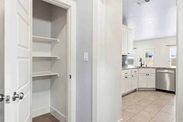 237 Dudley WAY, Fredericksburg, TX 78624