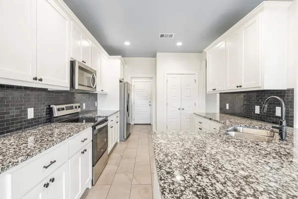 237 Dudley WAY, Fredericksburg, TX 78624