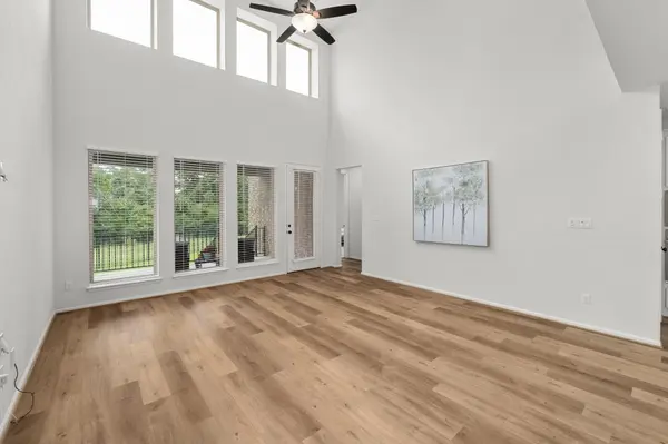 105 Sweetgum CV, Bastrop, TX 78602