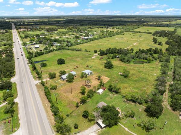 2515 Highway 21 W, Dale, TX 78616