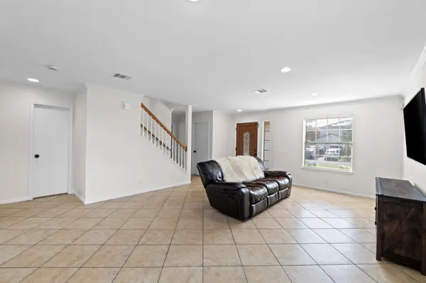 301 Abamillo CT, Hutto, TX 78634