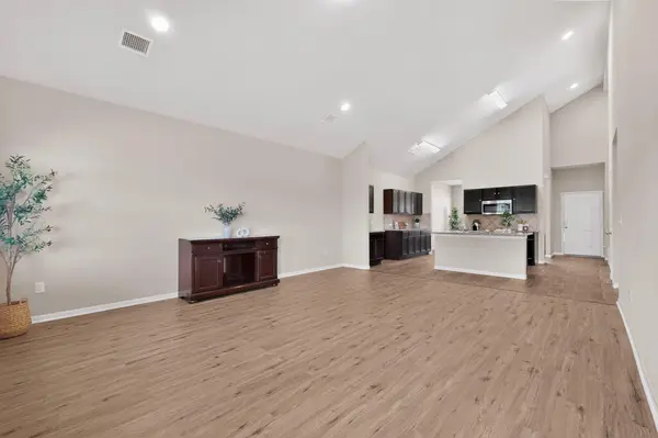 5905 Diamondleaf BND, Austin, TX 78724