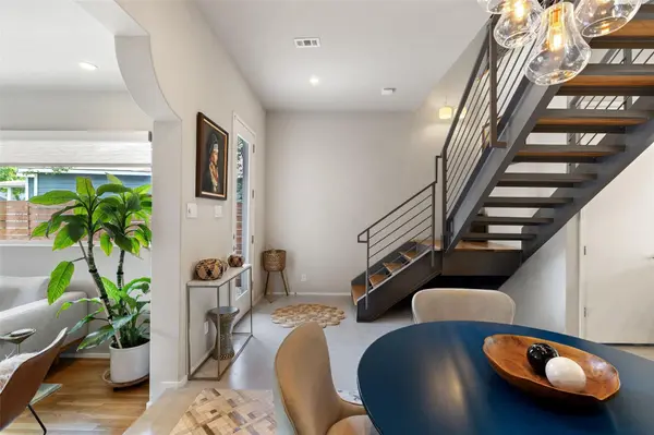 613 W Annie ST #A, Austin, TX 78704