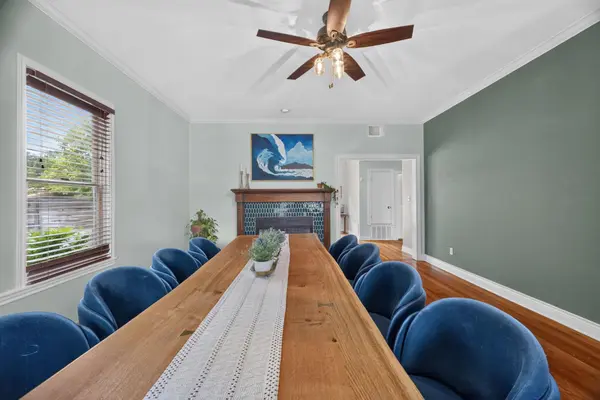 1104 E Liberty Ave, Round Rock, TX 78664