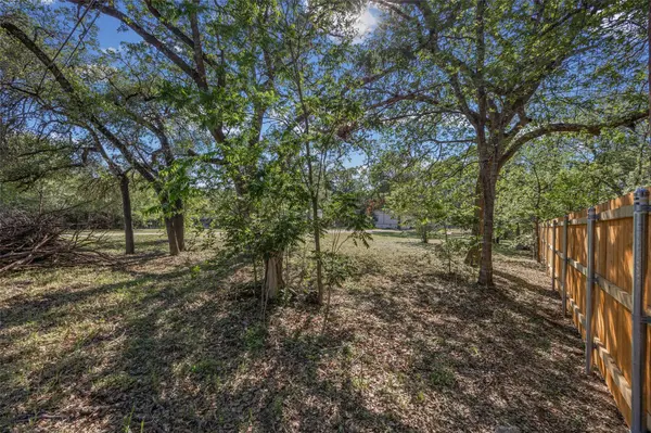 8802 Leo ST, Austin, TX 78745