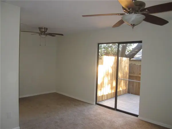 513 South Park DR #103, Austin, TX 78704