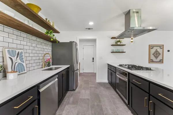 6108 Bridlington CIR, Austin, TX 78745