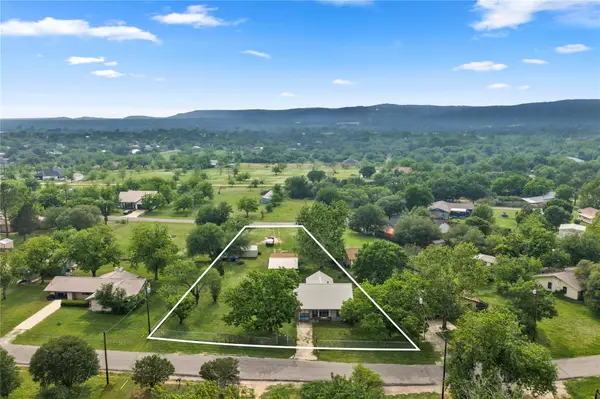 210 N River Oaks DR, Burnet, TX 78611