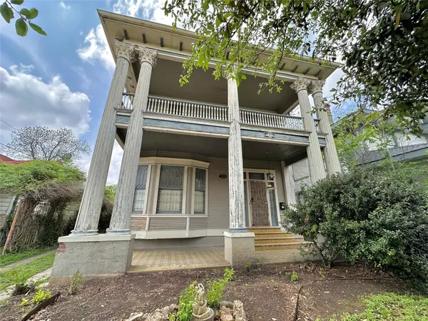 727 N Pine ST, San Antonio, TX 78202