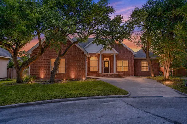 11737 Rydalwater LN, Austin, TX 78754