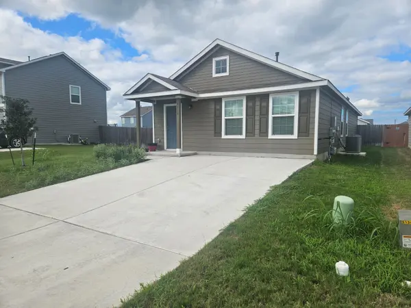 2318 Tornado Aly, Lockhart, TX 78644