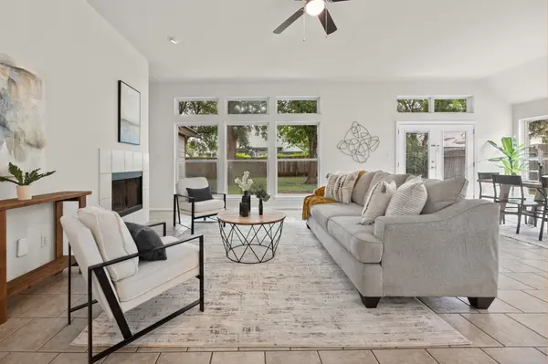 119 Stephen LN, Georgetown, TX 78626