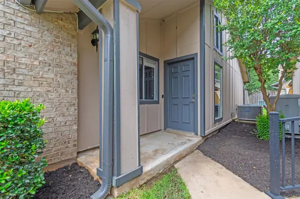 1003 Solano DR #1336AR, Austin, TX 78750