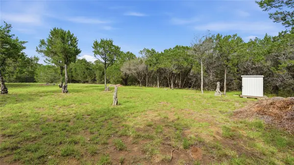 30 Meadow Oak CT, Wimberley, TX 78676