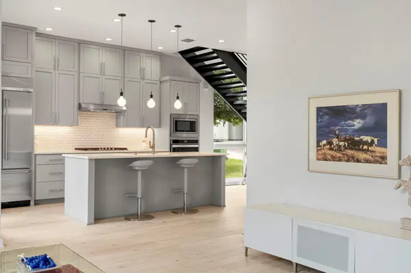 2520 Sutherland ST, Austin, TX 78746