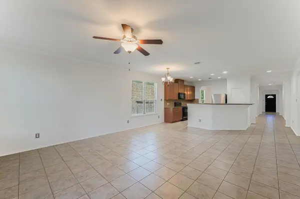 860 Water Hyacinth LOOP, Leander, TX 78641