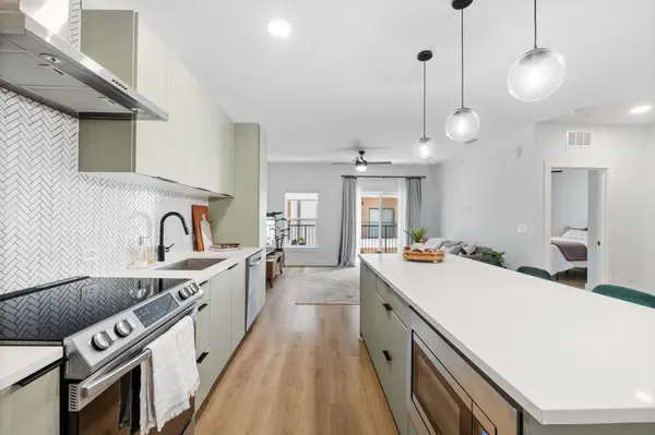 2500 Longview ST #303, Austin, TX 78705
