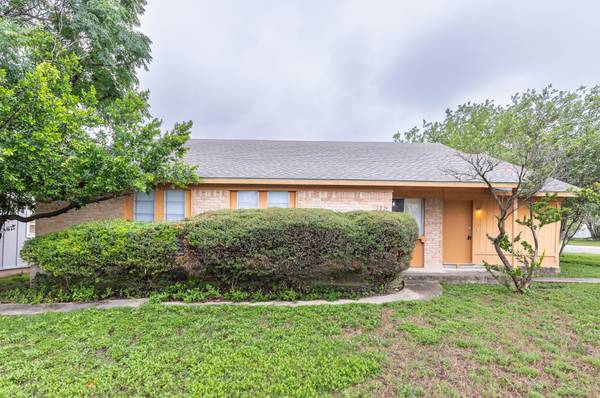 323 W William Cannon DR #B, Austin, TX 78745