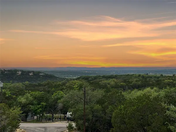 8632 Big Horn CIR, Lago Vista, TX 78645