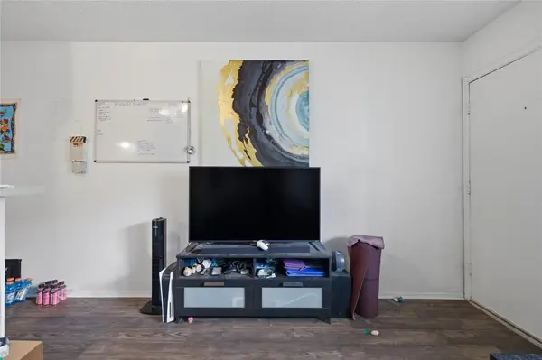 2801 Hemphill PARK #A302, Austin, TX 78705