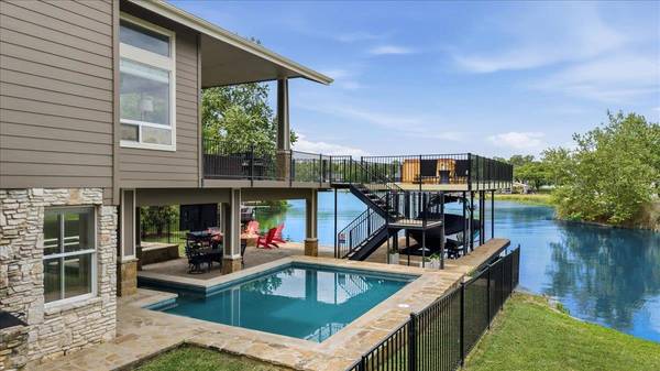 806 Misty Downs DR, Granite Shoals, TX 78654