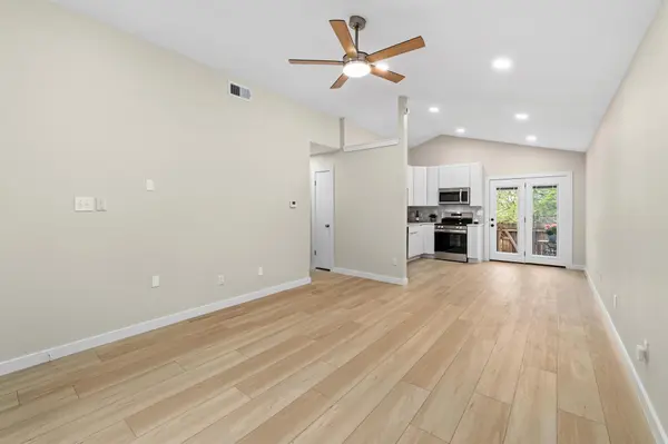 1015 E Yager LN #187, Austin, TX 78753