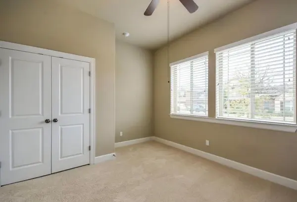 213 Simmons DR, Cedar Park, TX 78613