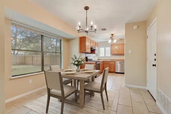 2203 Frontier TRL, Round Rock, TX 78681