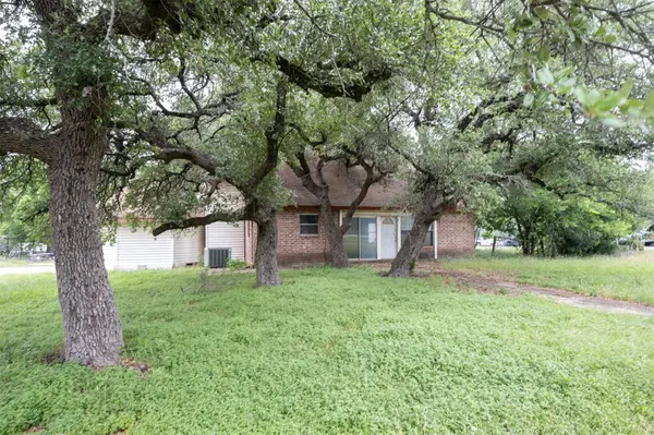 1107 Leander DR, Leander, TX 78641