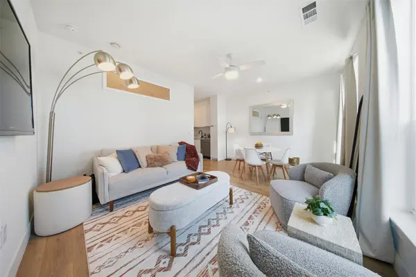 1701 Simond Ave #615, Austin, TX 78723