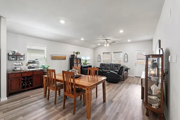 405 Perry PL, Rockdale, TX 76567