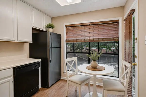 715 W 22nd 1/2 ST #204, Austin, TX 78705