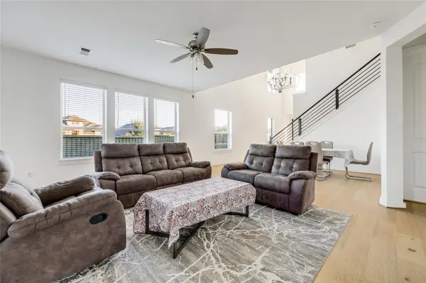 100 Rangel DR, Liberty Hill, TX 78642