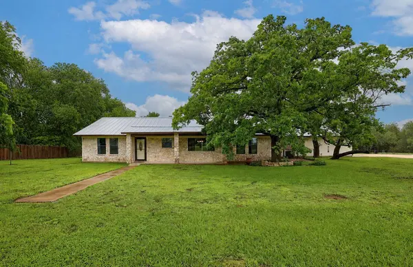 986 Shiloh RD, Bastrop, TX 78602