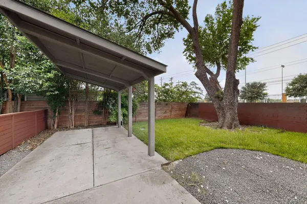400 W 51 ST #A, Austin, TX 78751