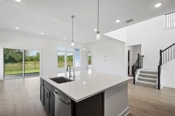 194 Christian Springs DR, Kyle, TX 78640