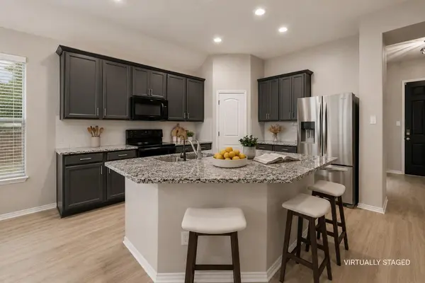 127 Scotsburg ST, Hutto, TX 78634