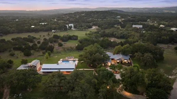 1900 Pursley RD, Dripping Springs, TX 78620