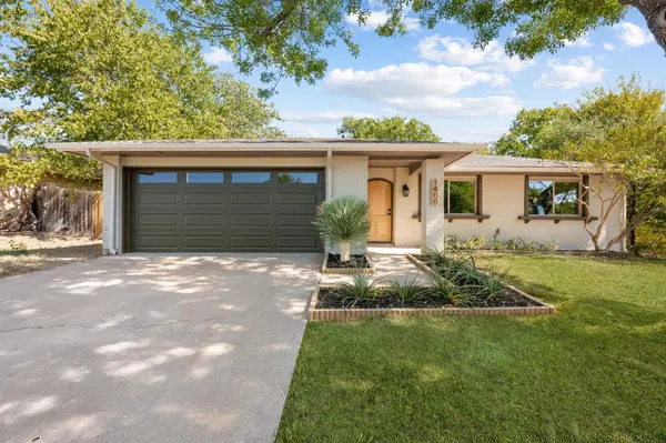 1400 Cripple Creek DR, Austin, TX 78758