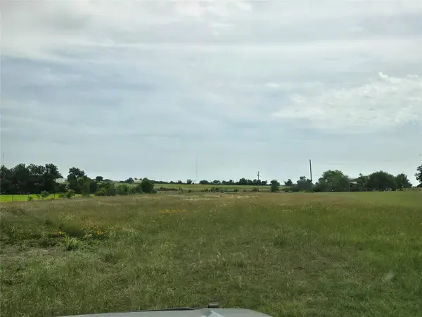 1401 CR 144, Jarrell, TX 76537