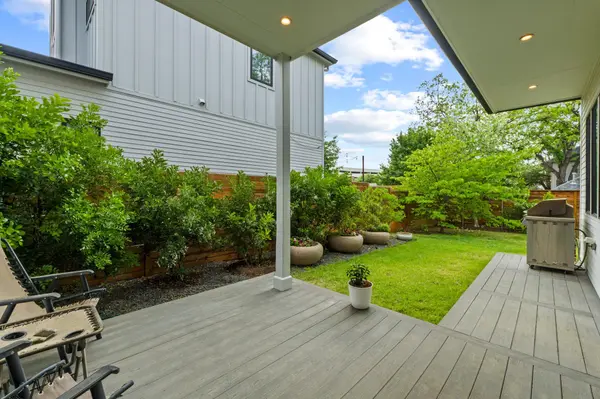 1201 W 39th 1/2 ST #B, Austin, TX 78756