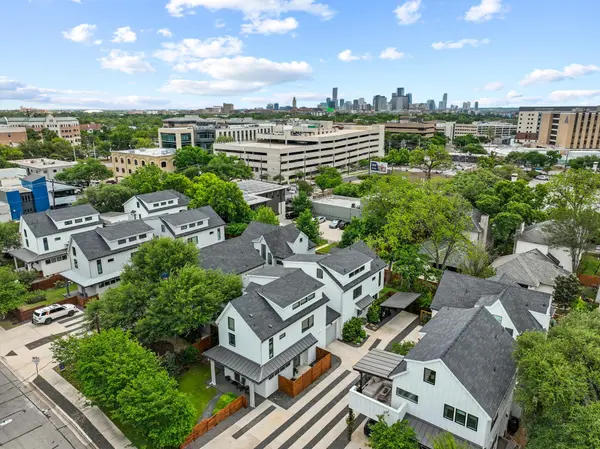1201 W 39th 1/2 ST #B, Austin, TX 78756